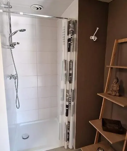 Le Chant Du Coq Apartment